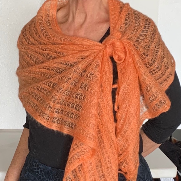 💝SALE -50% NWT Shawl/Scarf Kid Mohair - Picture 1 of 7